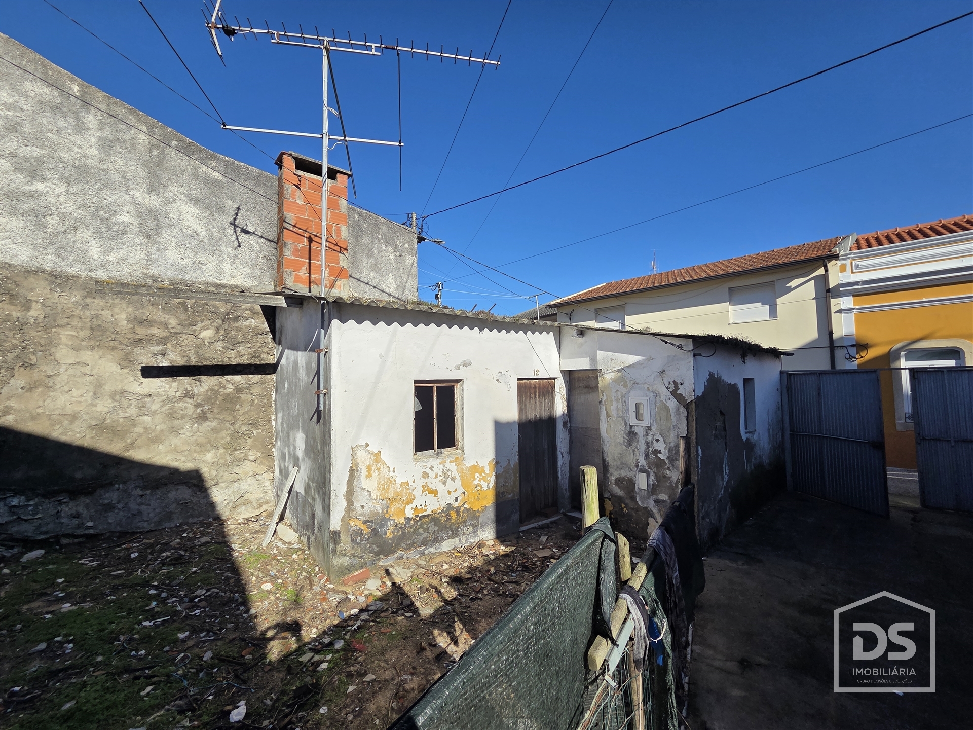 Moradia para Restaurar T1