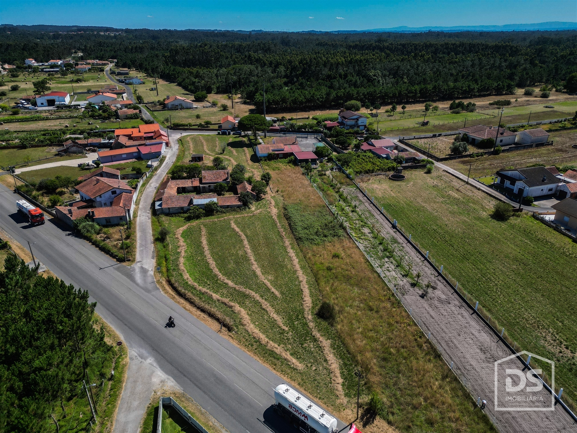Moradia para reabilitar com 1680 m2 de terreno - Casal Novo - Quiaios - Figueira da Foz